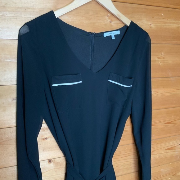 Naked zebra Lightweight v neck black dress size L - Picture 2 of 10